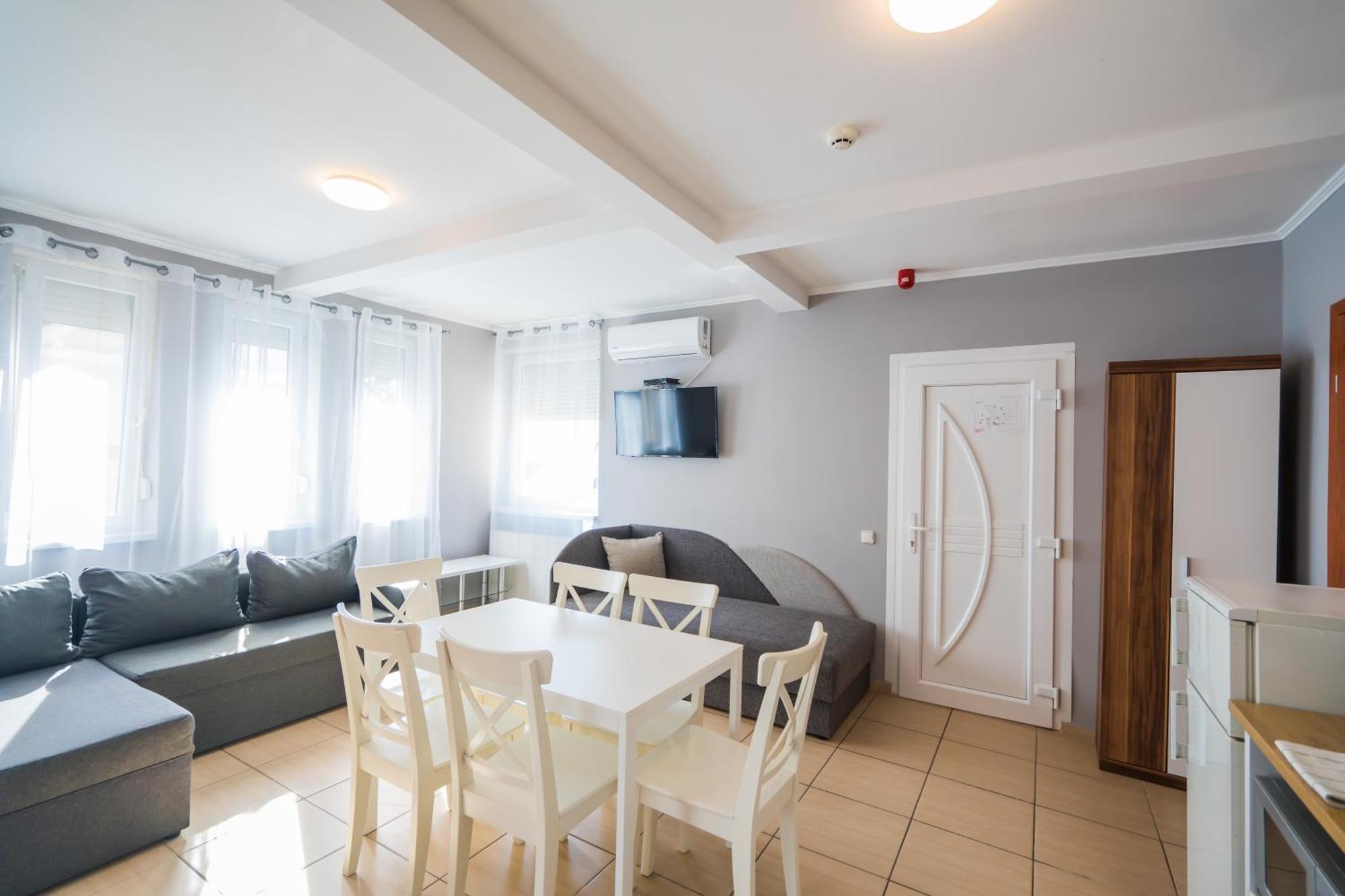 Riviera Apartmanhaz Siofok Exterior photo
