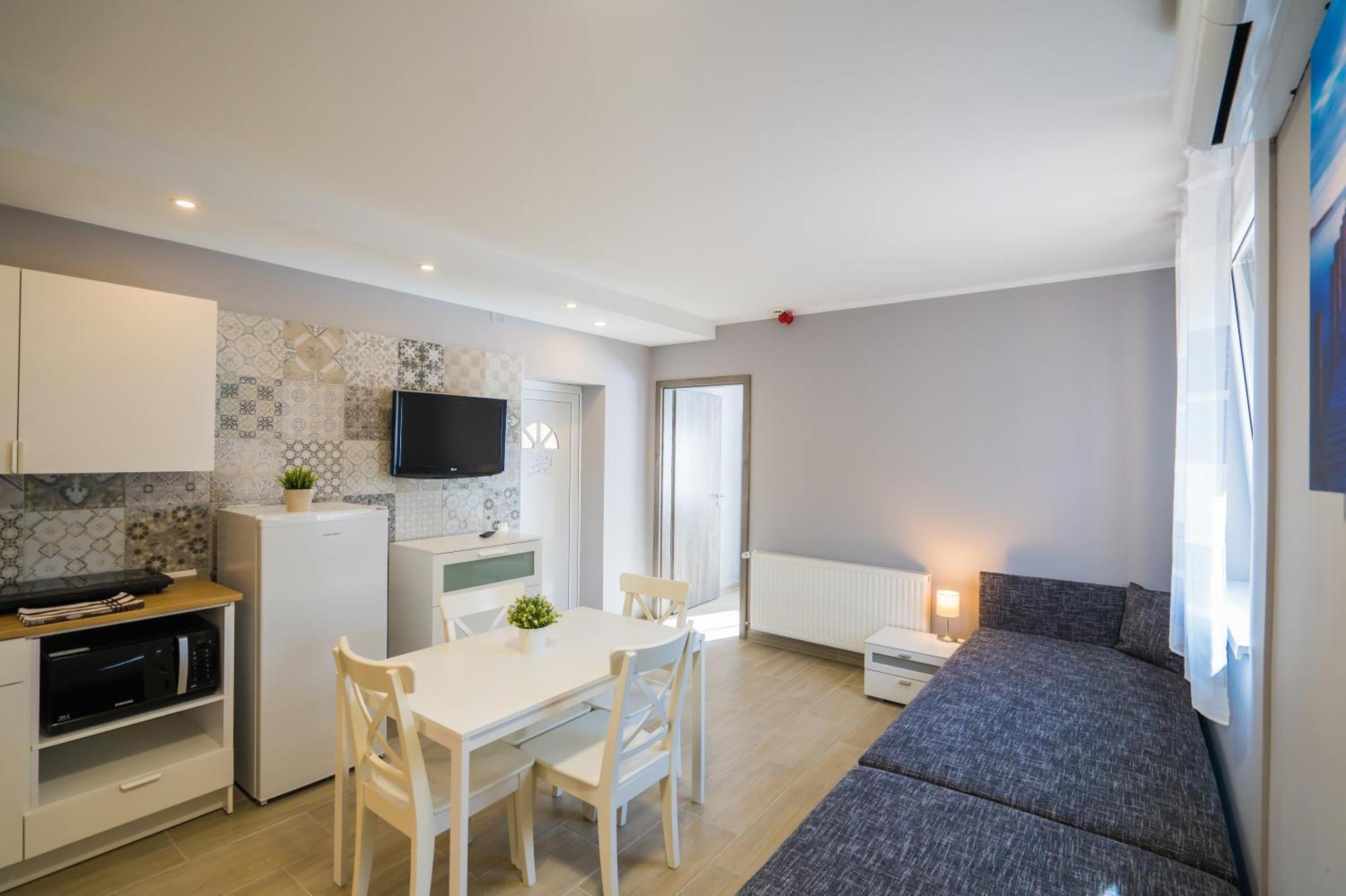 Riviera Apartmanhaz Siofok Exterior photo