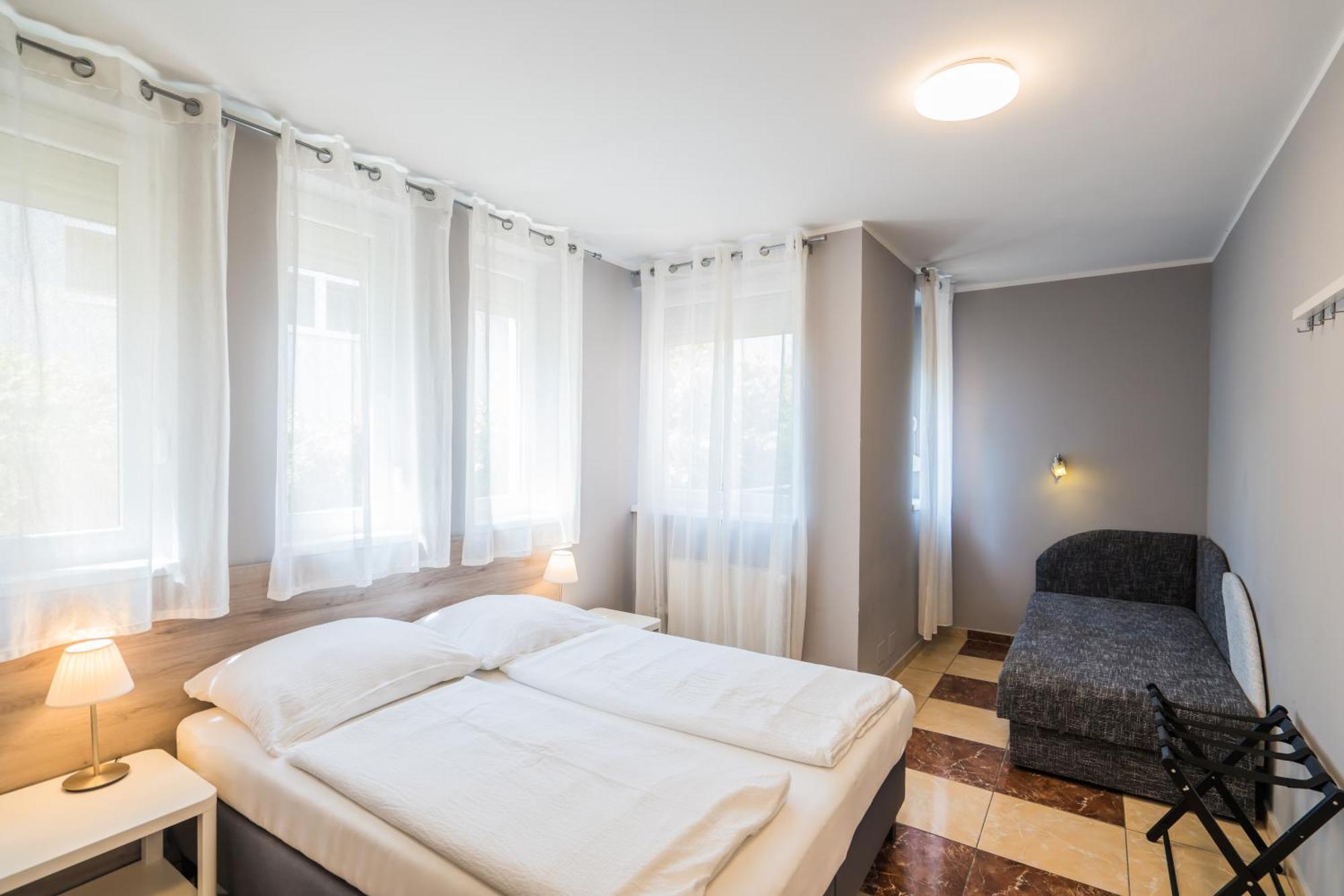 Riviera Apartmanhaz Siofok Exterior photo